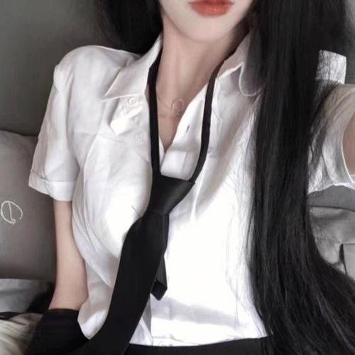 皇上命我来选妃